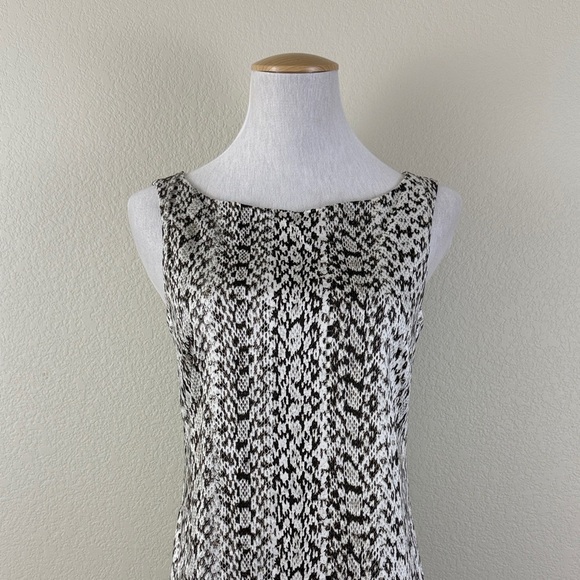 Max Mara Snake Print Elegant Brown and White Patterned Dress Size 6 - Picture 2 of 9